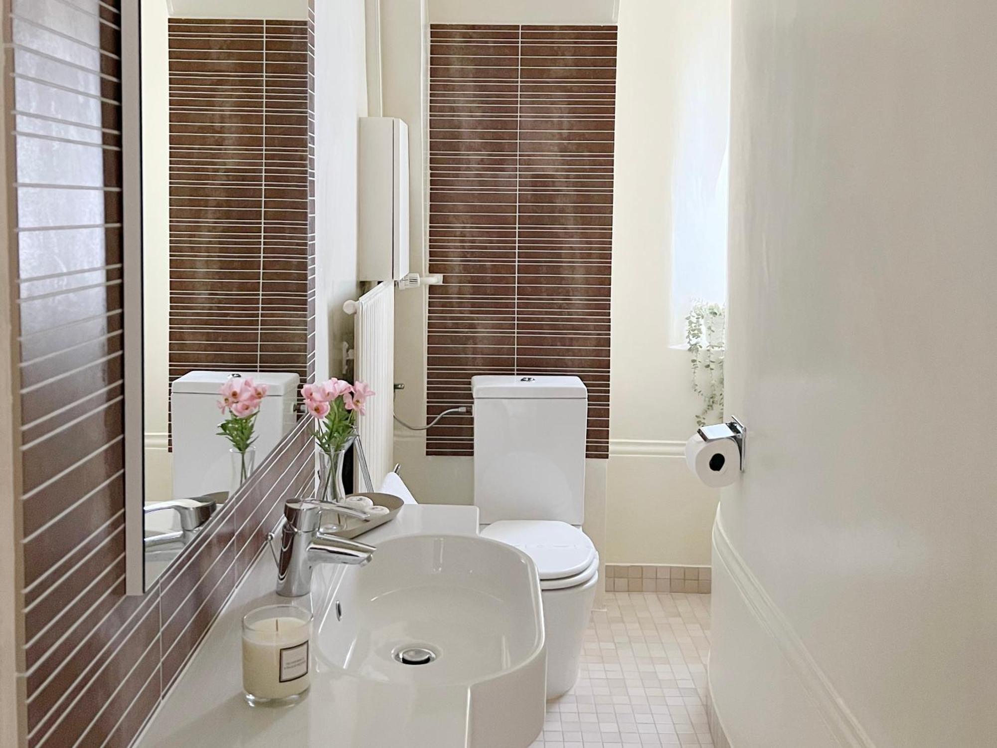 Montreux Riviera Suite Waterfront 3 Bedrooms Private Parking Ngoại thất bức ảnh